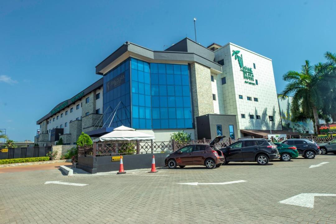 Oak Plaza Hotels East Airport Accra Exterior photo