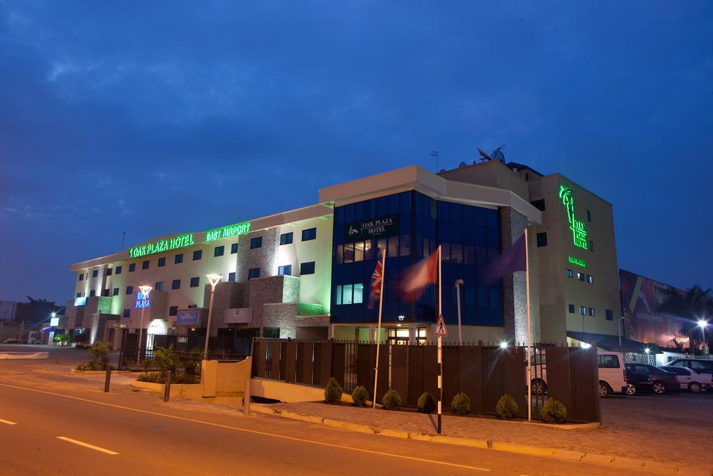 Oak Plaza Hotels East Airport Accra Exterior photo